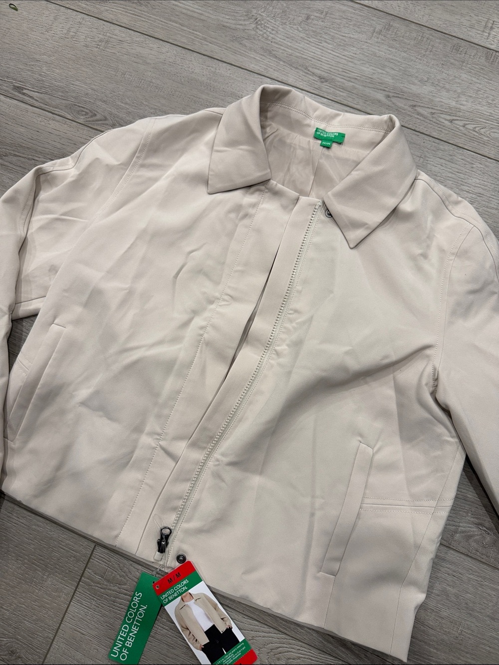 Cream Cropped Collared Jacket - Picture 3 of 3